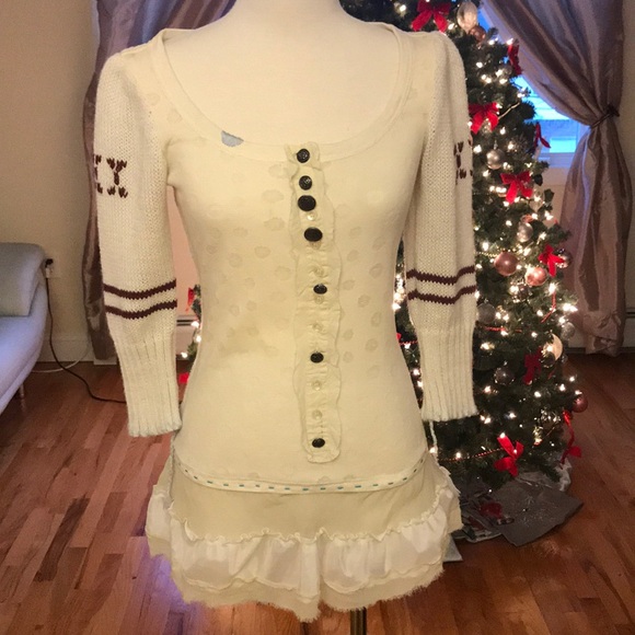 Free People XS Sweater Top with unique stitching - Picture 2 of 6